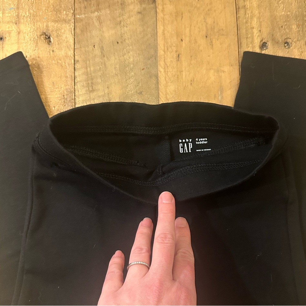 Girls, 4T black pants - Picture 3 of 3